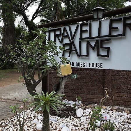 A Traveller'S Palm Hotel พาลาบอร์วา ภายนอก รูปภาพ